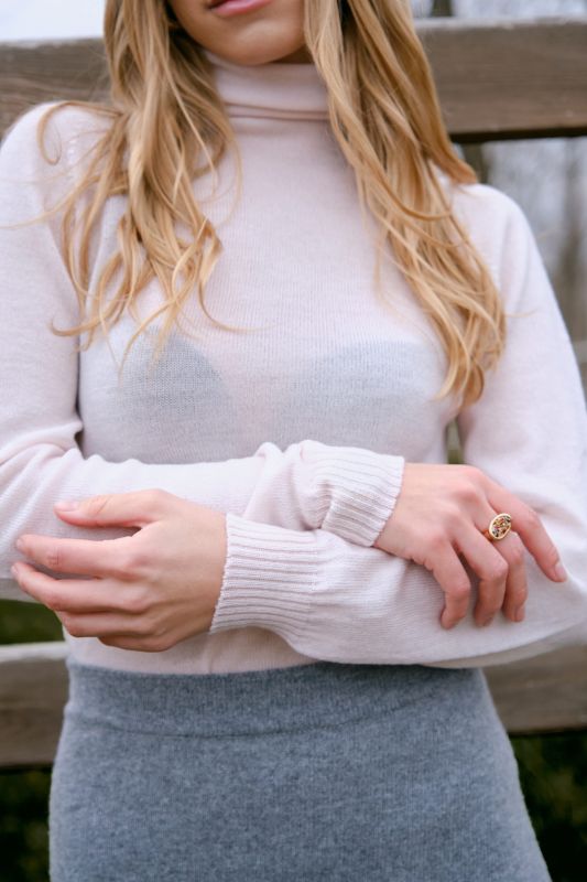 Безшовна водолазка з мериносу